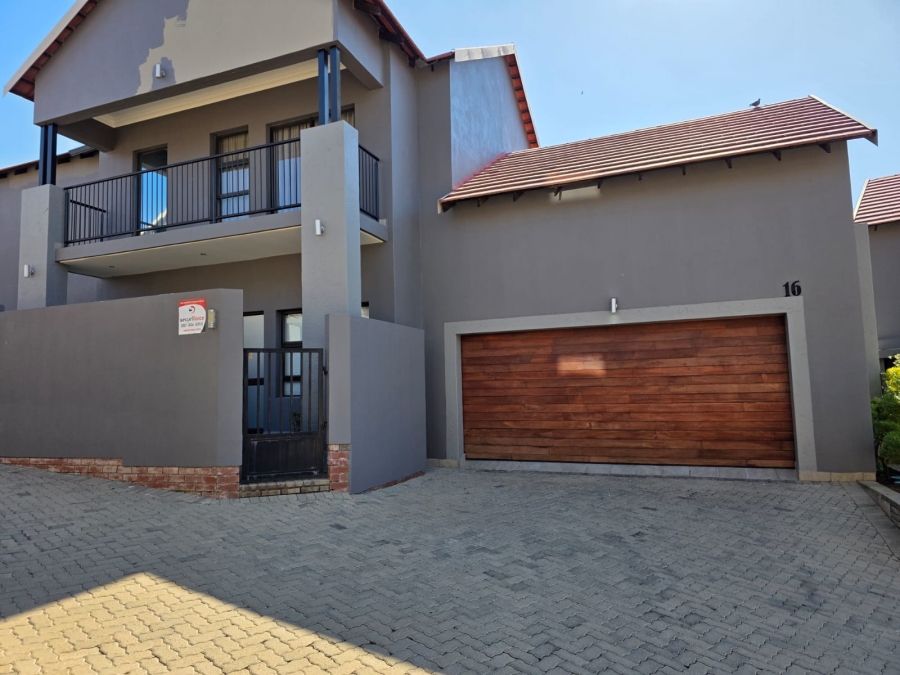 4 Bedroom Property for Sale in Wild Olive Estate Free State